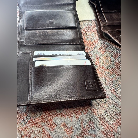 Fendi Wallets with 1 dust bag 💎Authentic - Picture 9 of 17